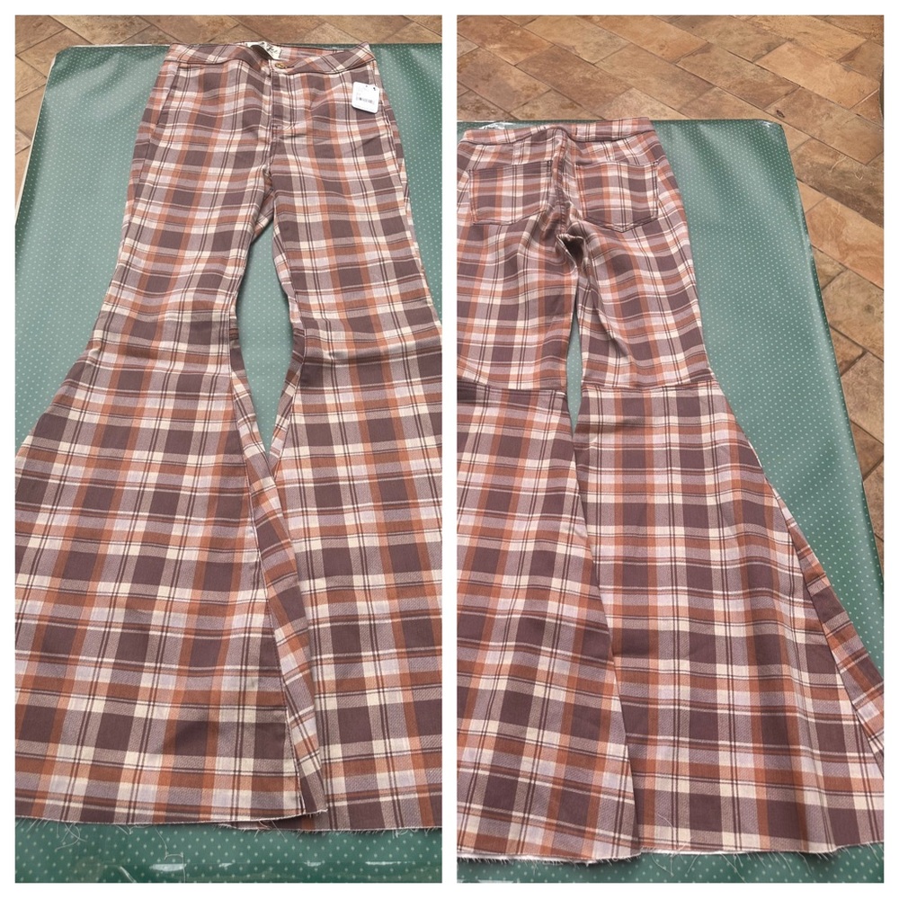 NWT We the Free (Free People) pants size 27
Inseam 33”